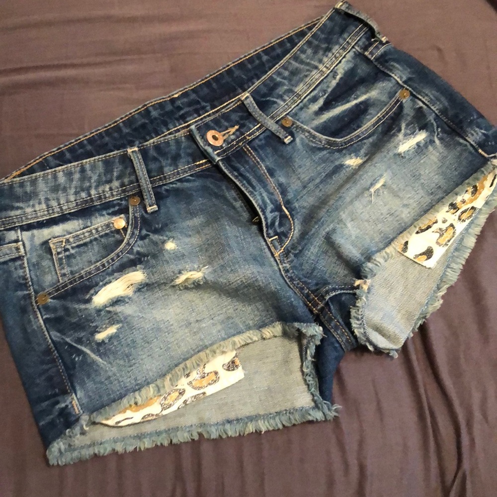 Super cute leopard and denim shorts